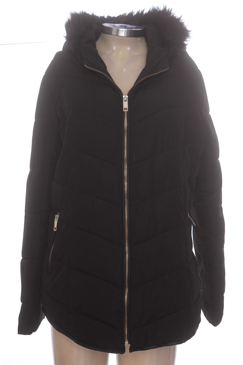 Chaqueta / Abrigo color Negro - Basement