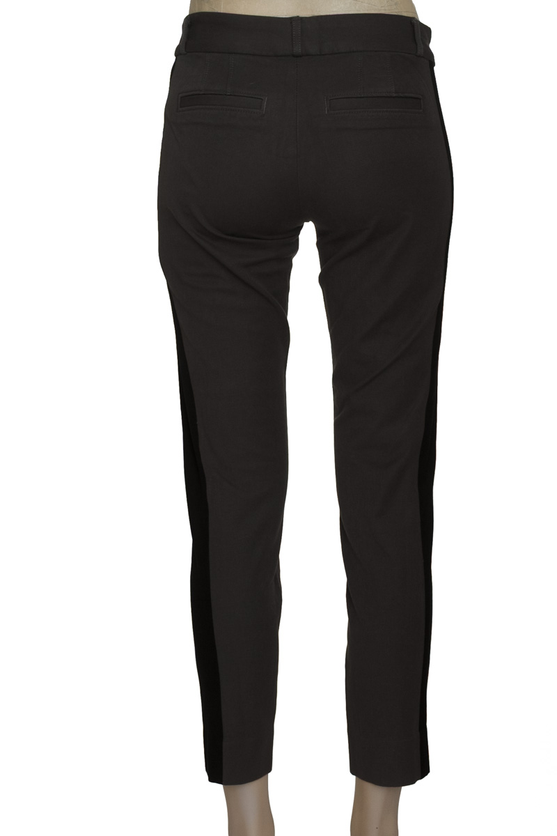 Pantalones color Gris - Closeando