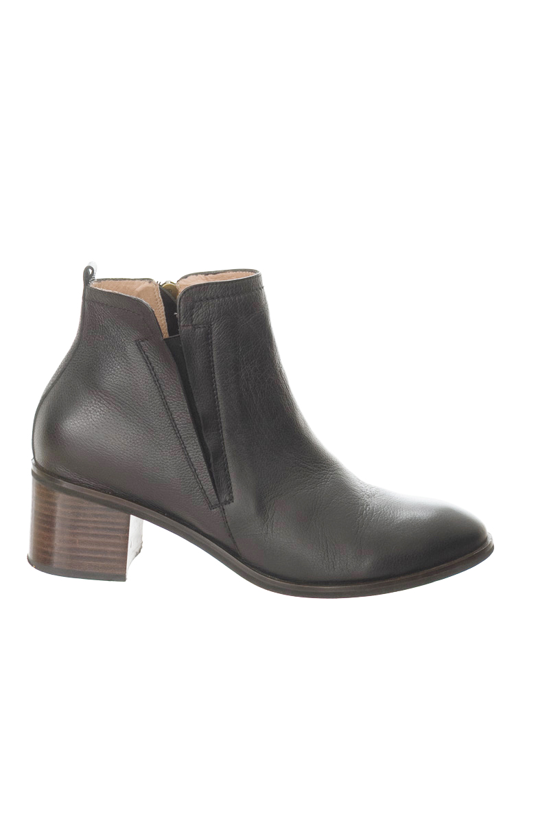 Zapatos color Negro - Pallet