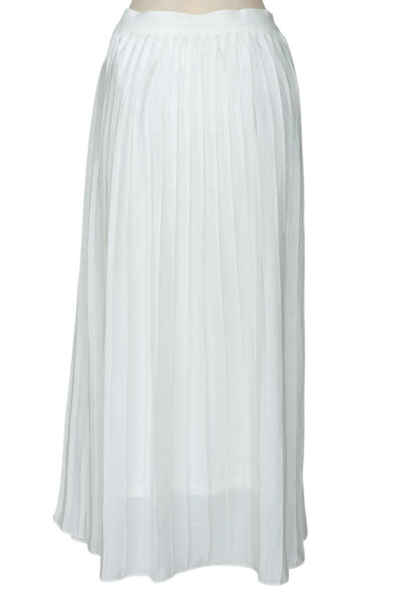 Falda color Blanco - Closeando