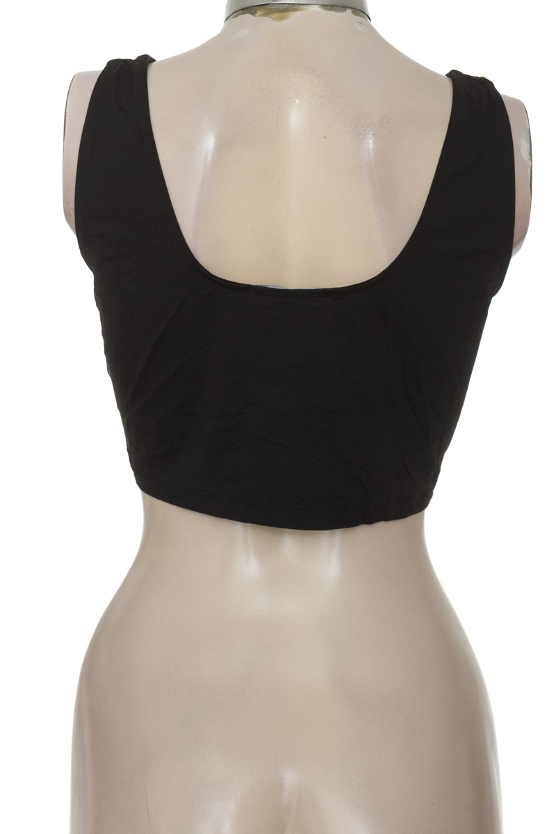 Top / Camiseta color Negro - Seven Seven