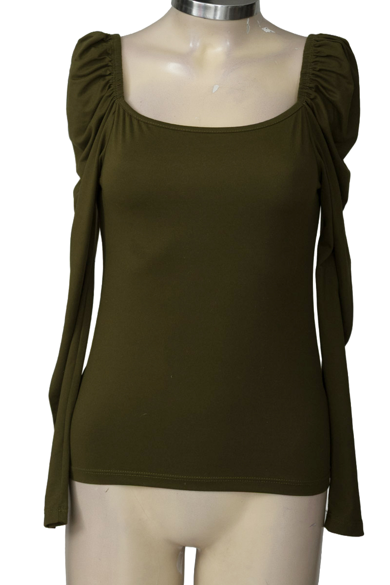 Top / Camiseta color Verde - Closeando