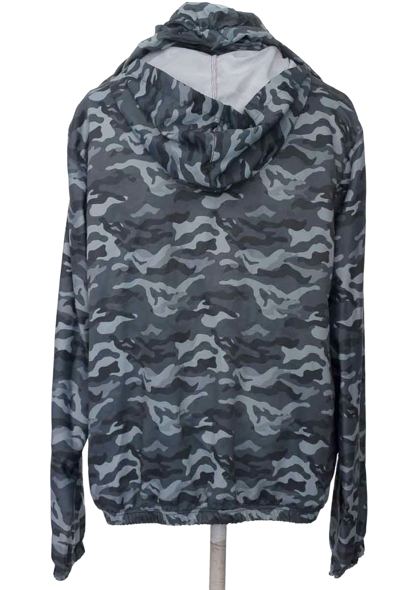 Ropa Deportiva color Gris - Closeando