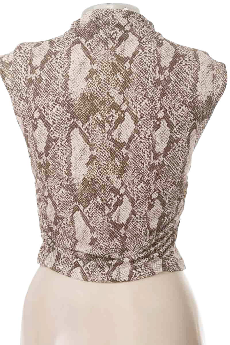 Top / Camiseta color Verde - H&M