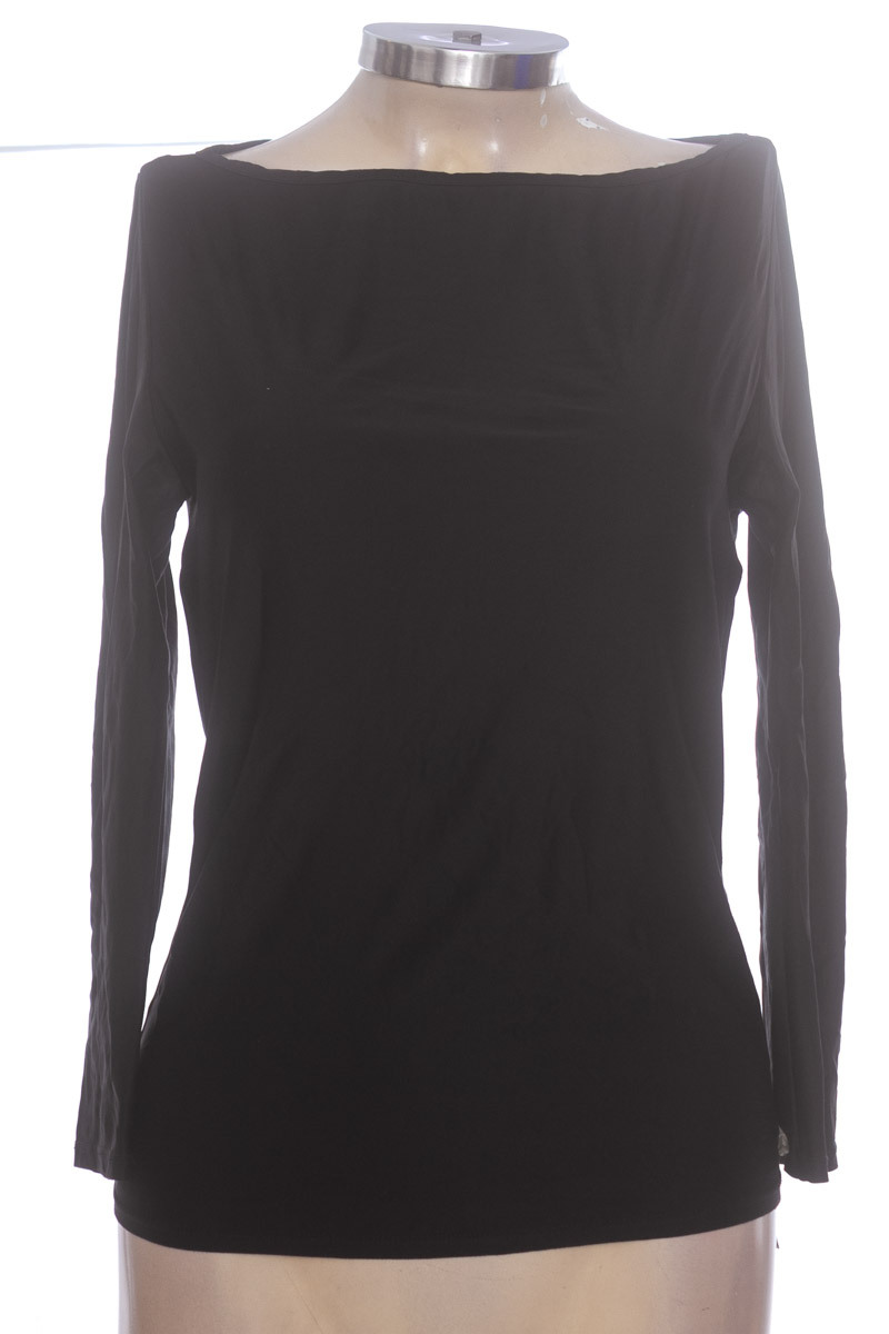 Top / Camiseta color Negro - ELA