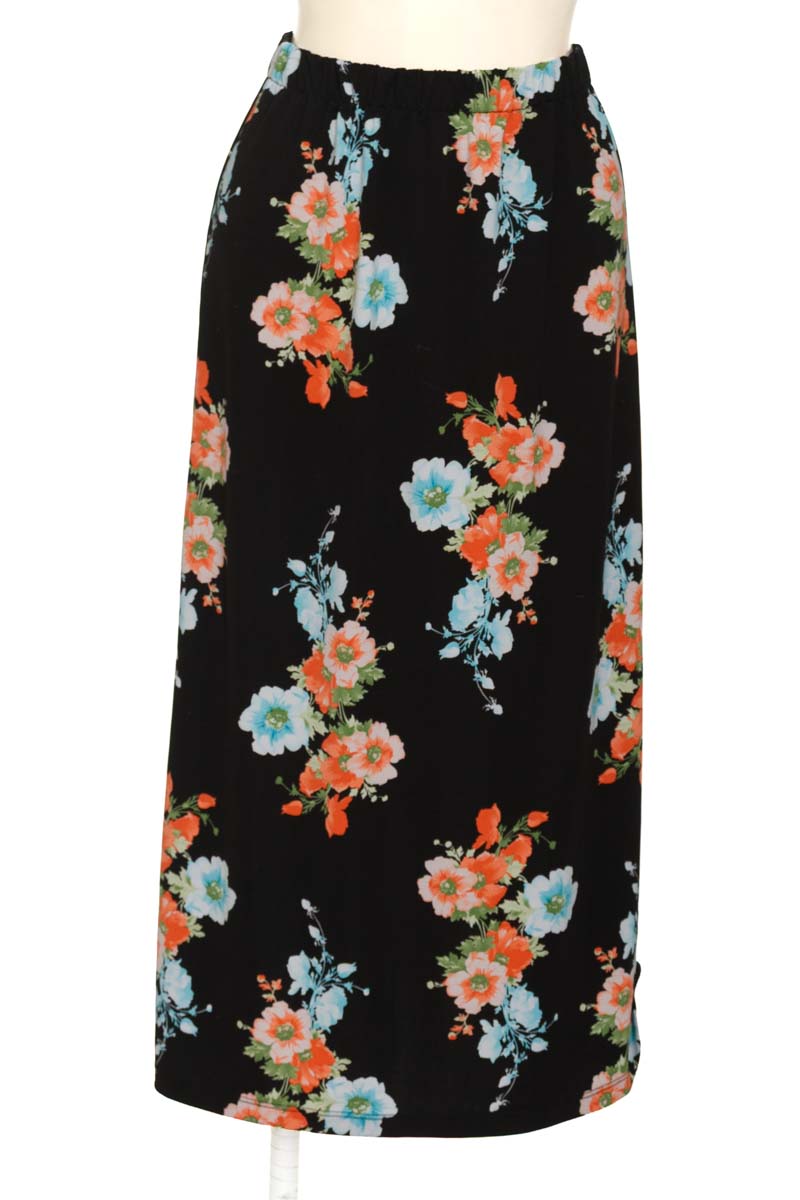 Falda color Negro - Closeando