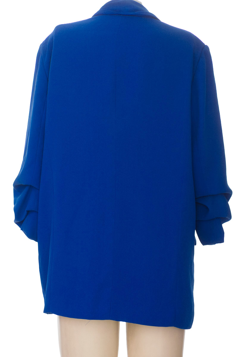 Chaqueta / Abrigo color Azul - Stradivarius