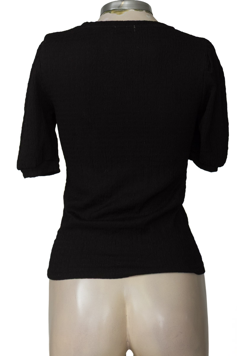 Top / Camiseta color Negro - Stradivarius