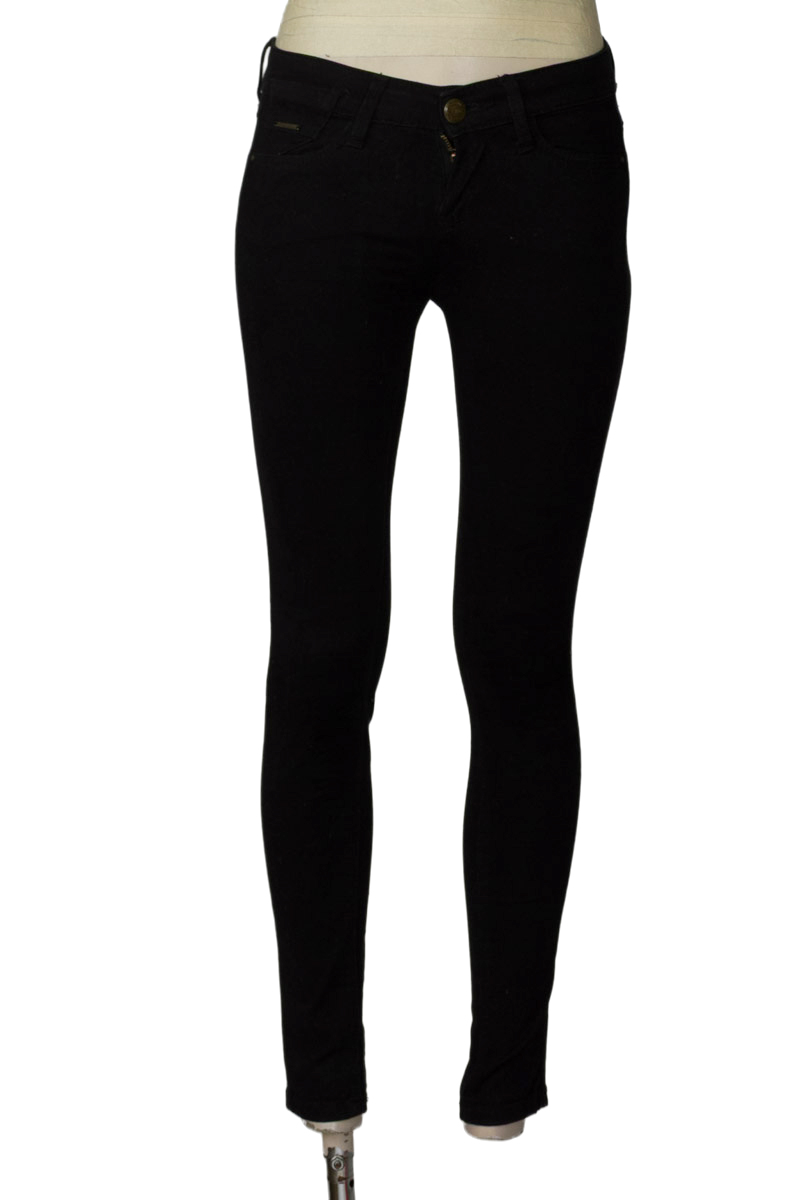 Pantalones color Negro - Stradivarius