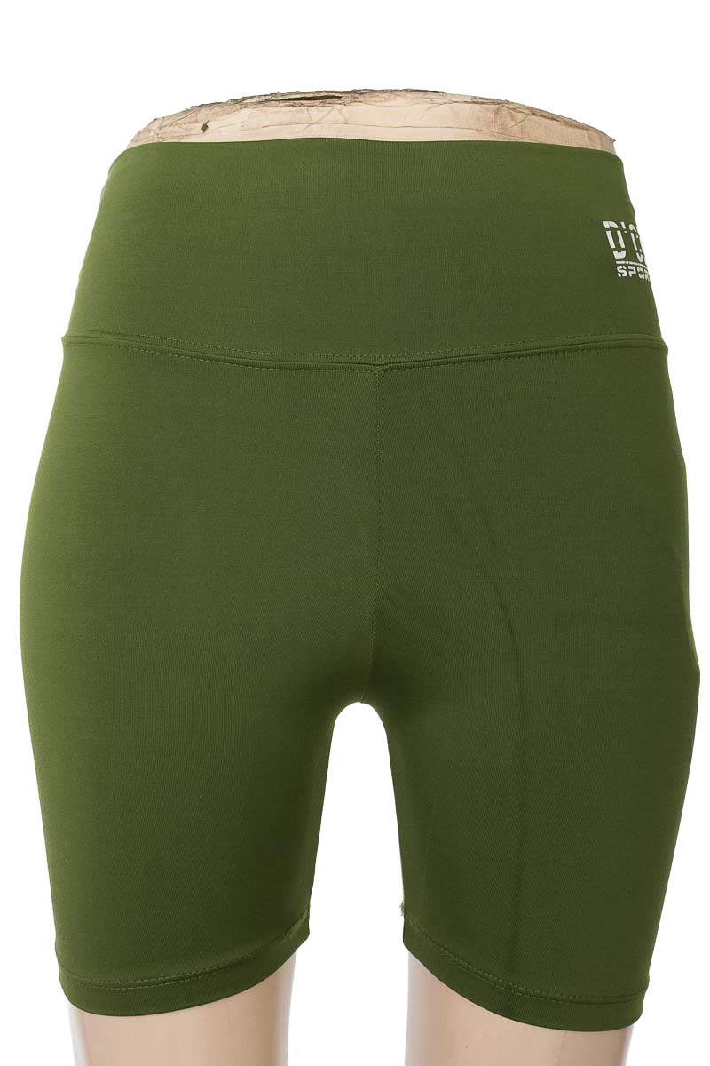 Ropa Deportiva / Salida de Baño color Verde - D´ce