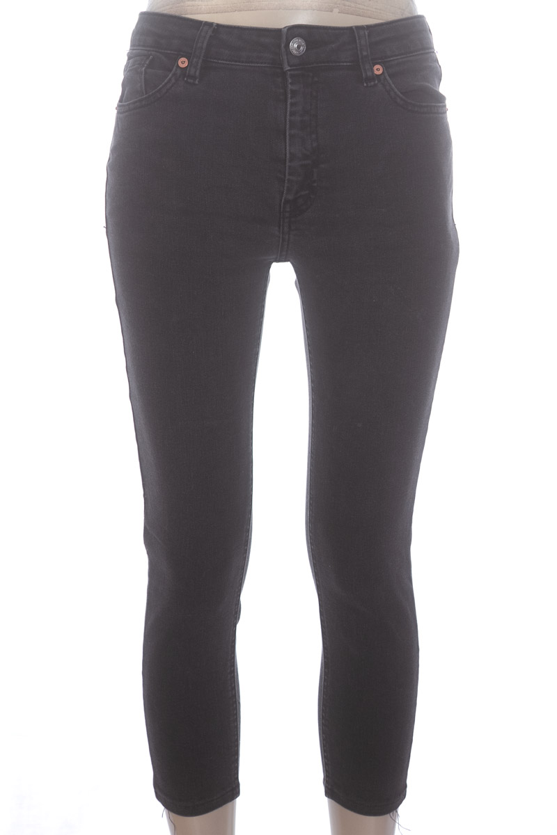 Pantalones color Negro - MNG