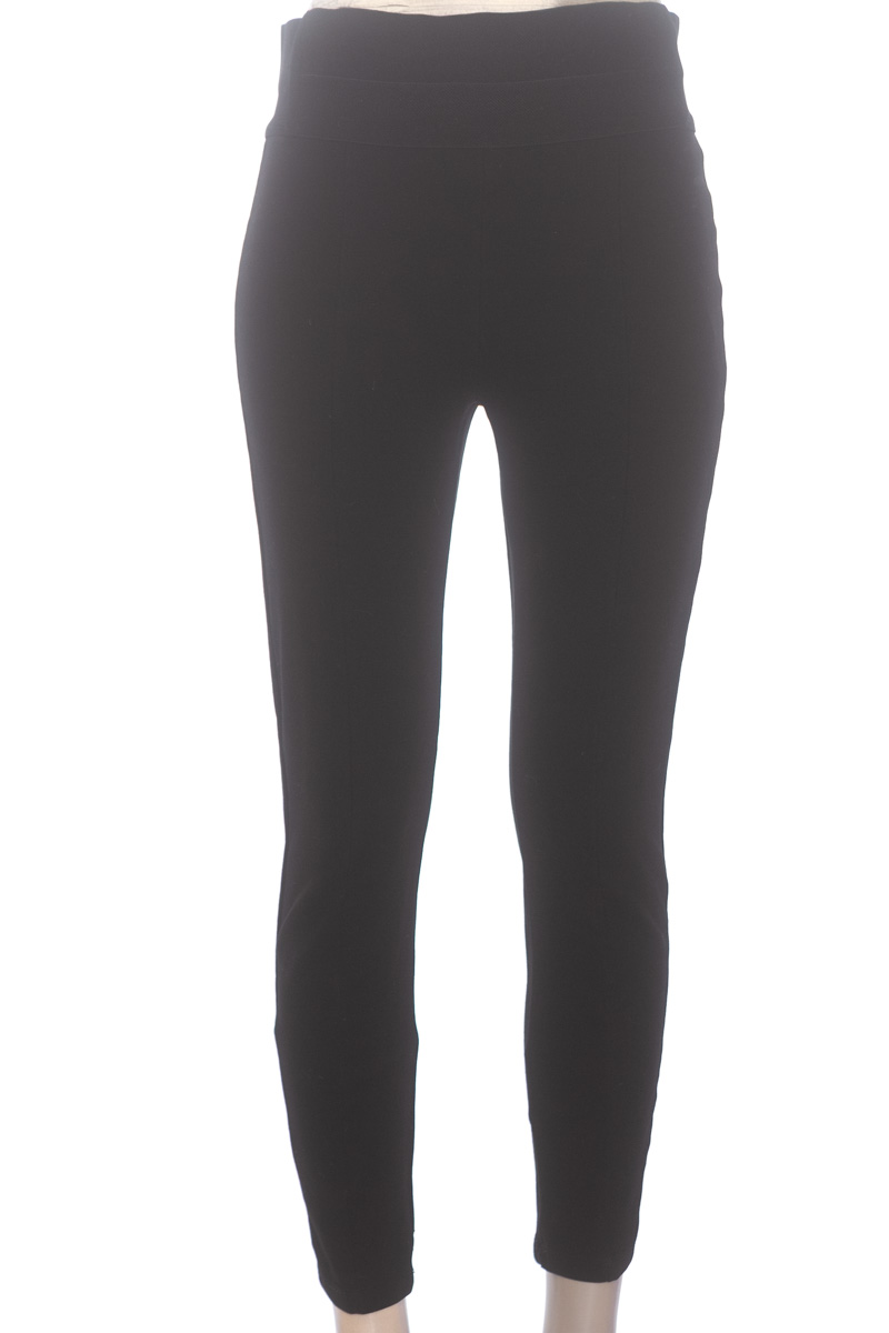 Pantalones color Negro - Zara