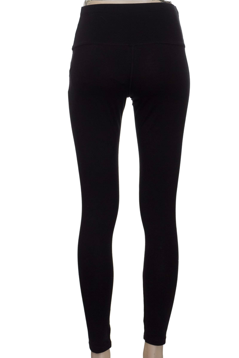 Pantalones color Negro - Carmel