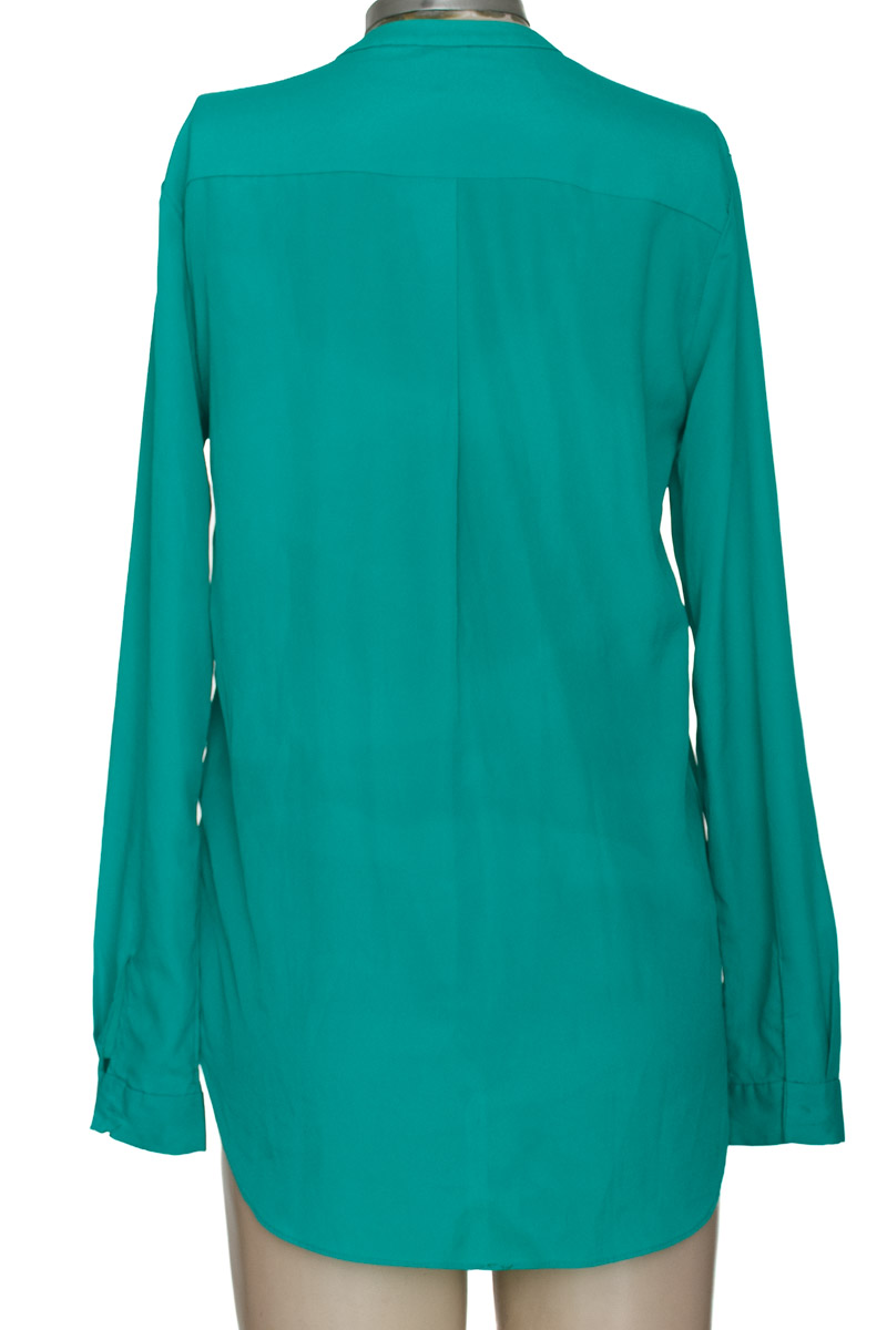 Blusa color Aguamarina - Stradivarius