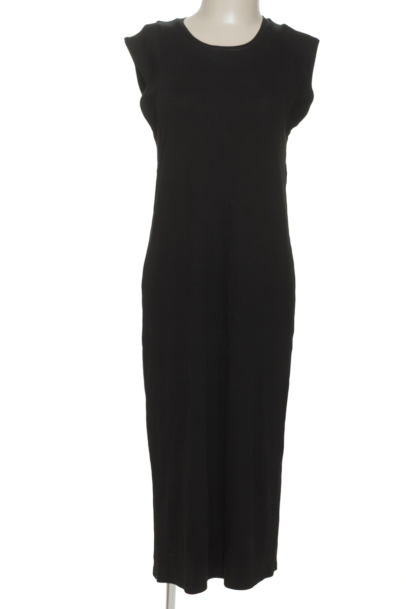 Vestido / Enterizo color Negro - Zara
