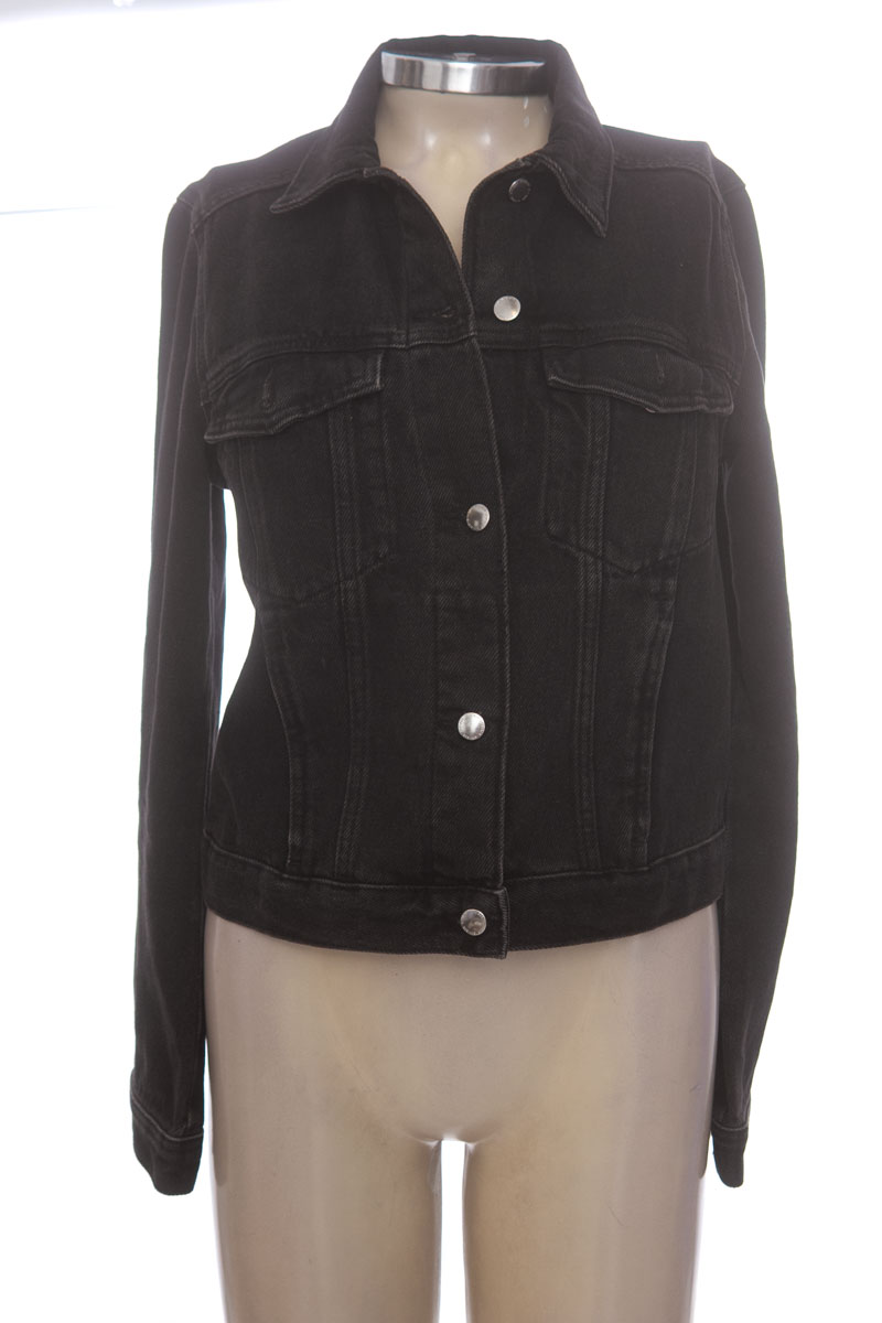 Chaqueta / Abrigo color Negro - Divided by H&M