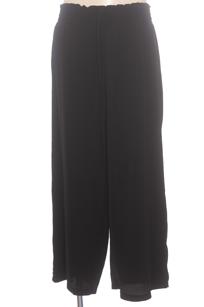 Pantalones color Negro - Closeando