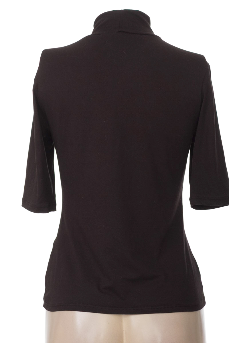 Top / Camiseta color Negro - Carmel