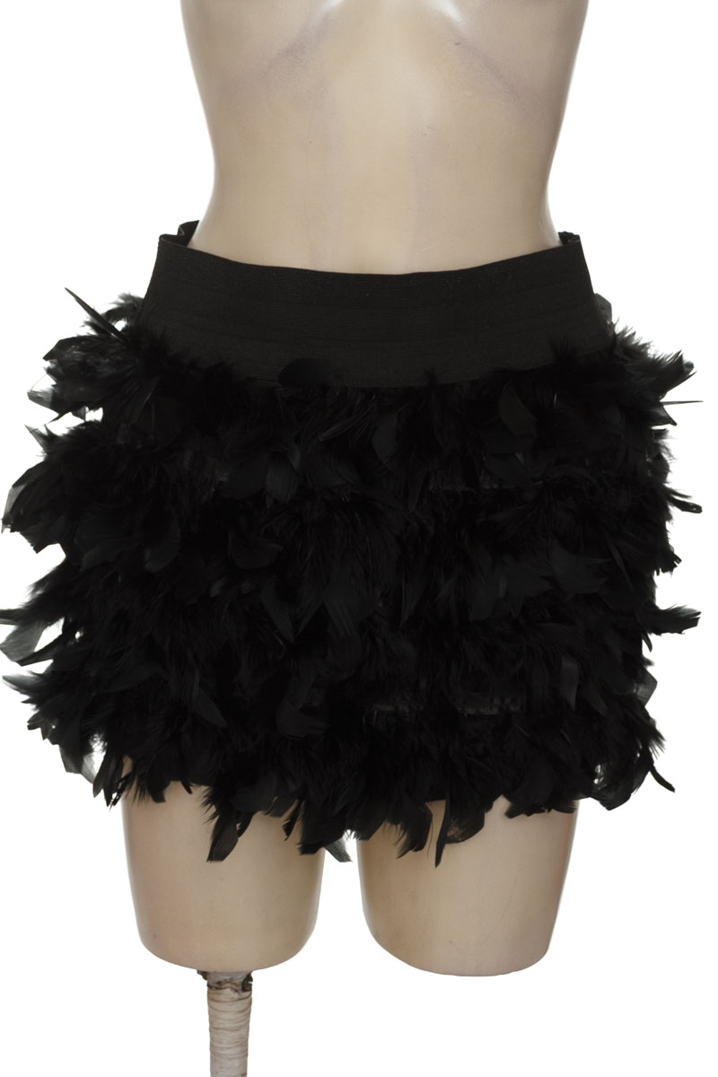 Falda color Negro - Stradivarius