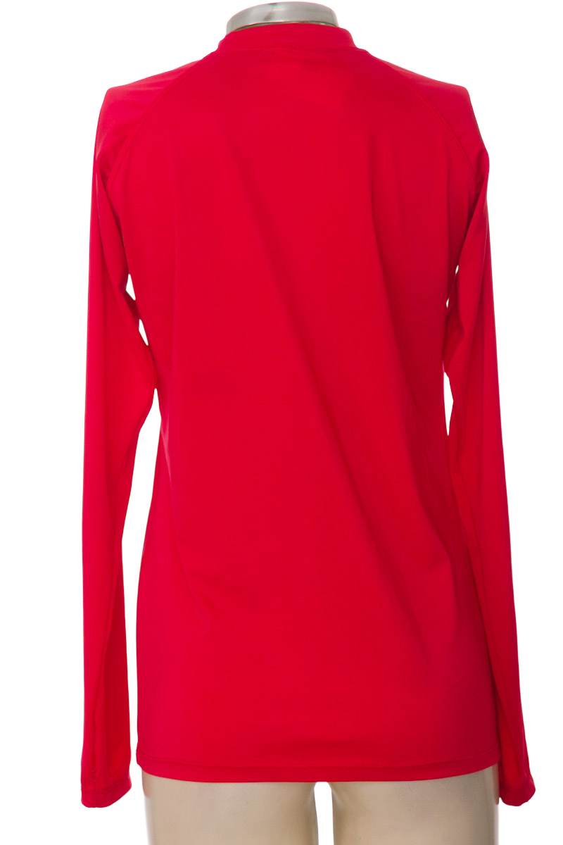 Ropa Deportiva / Salida de Baño color Rojo - Closeando