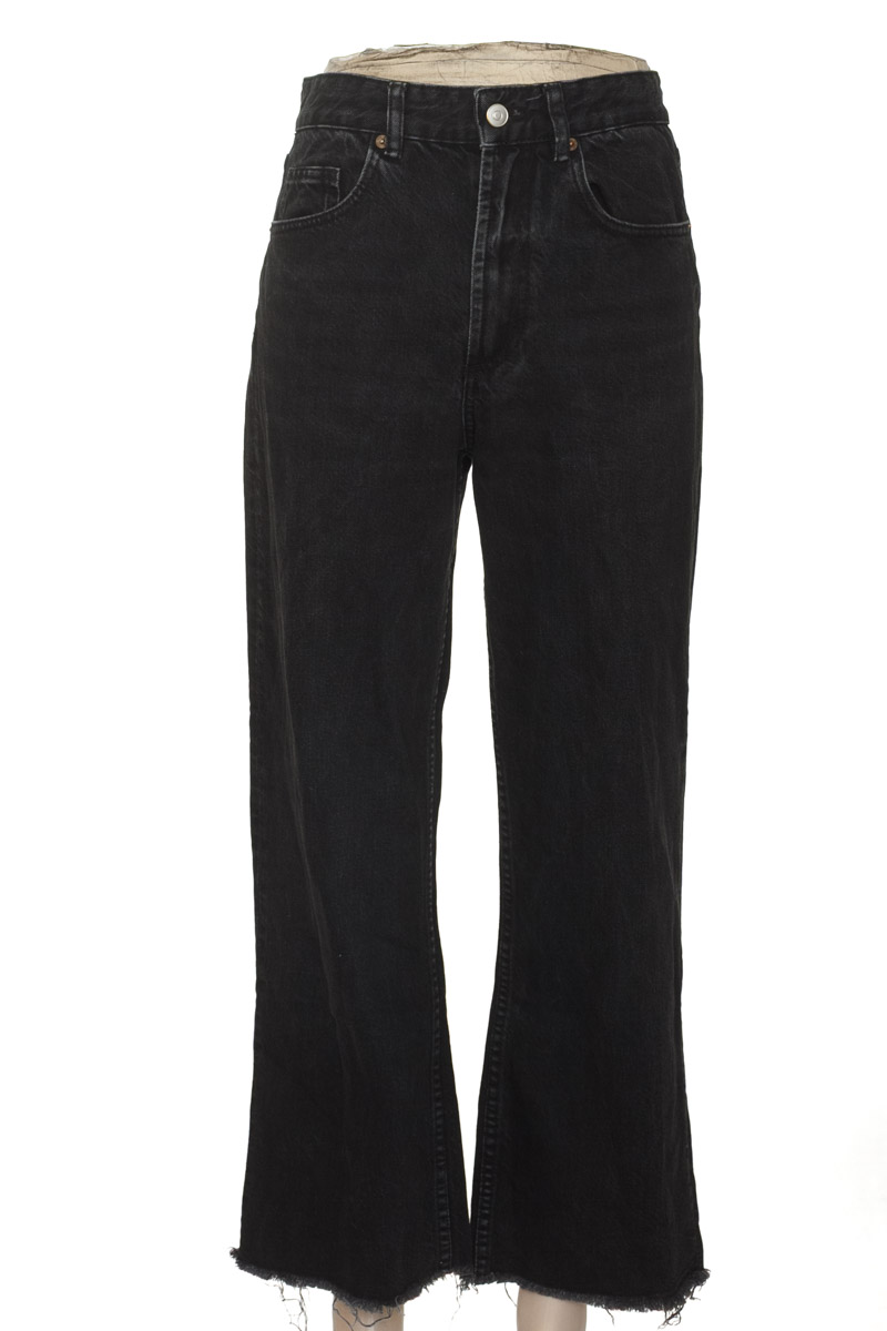 Pantalones color Negro - Zara