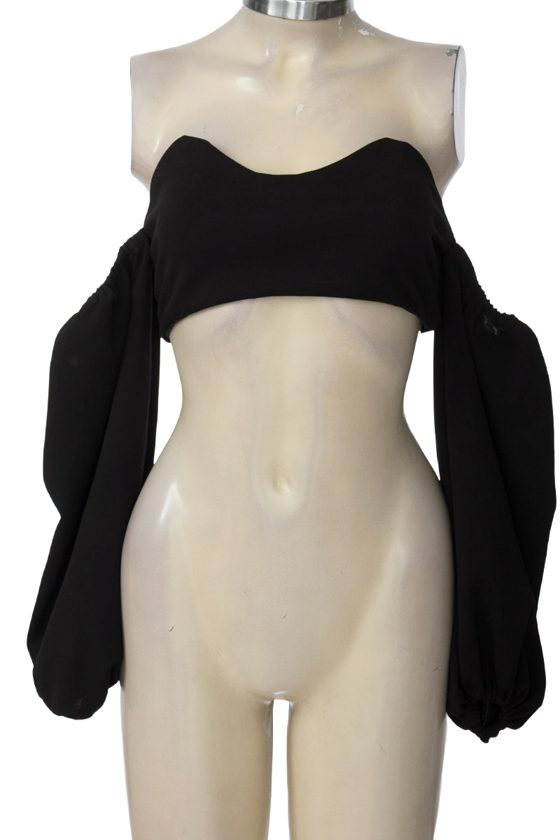Top / Camiseta color Negro - ELOHE