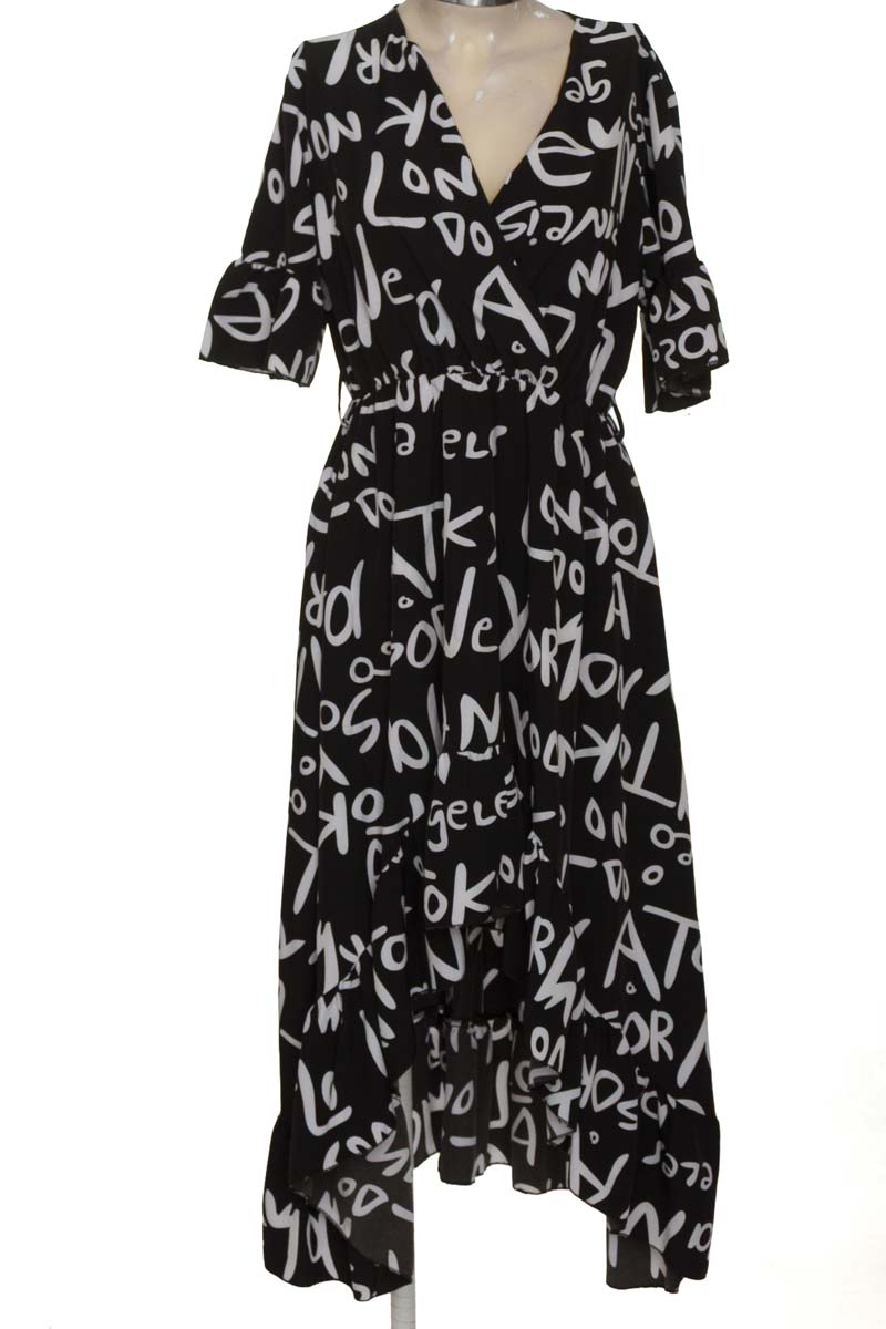 Vestido / Enterizo color Negro - Miumy