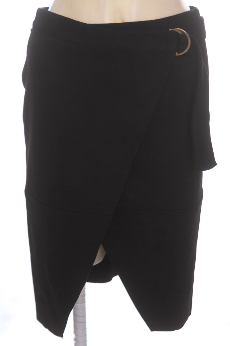 Falda color Negro - Forever 21