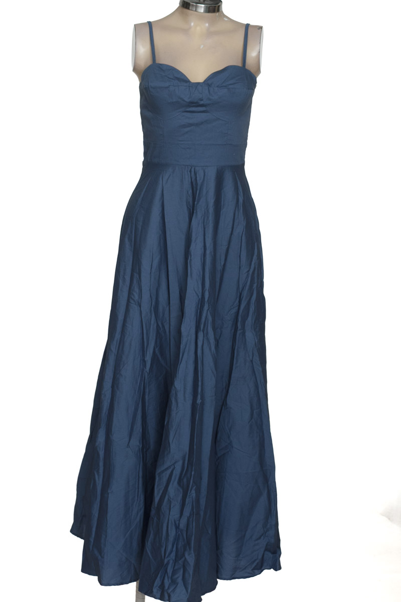 Vestido / Enterizo color Azul - Alucinada