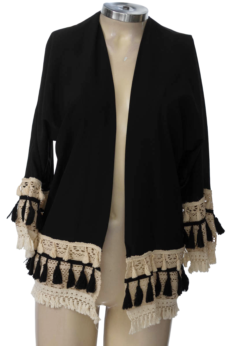 Blusa color Negro - Closeando