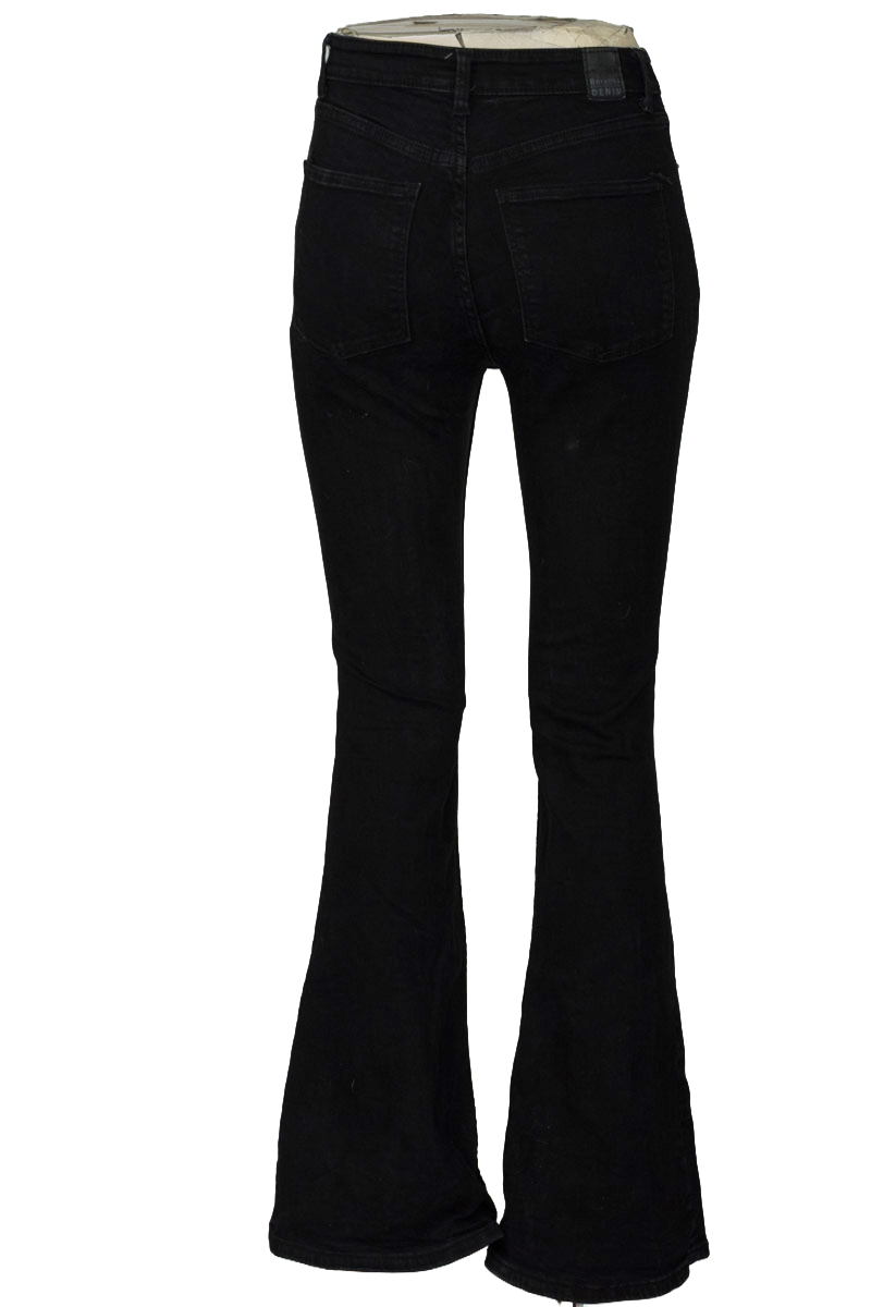 Pantalones color Negro - Bershka