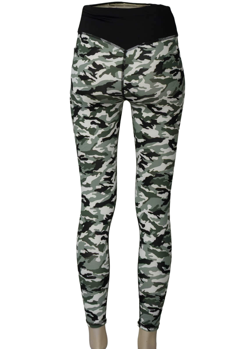 Ropa Deportiva / Salida de Baño color Estampado - Closeando