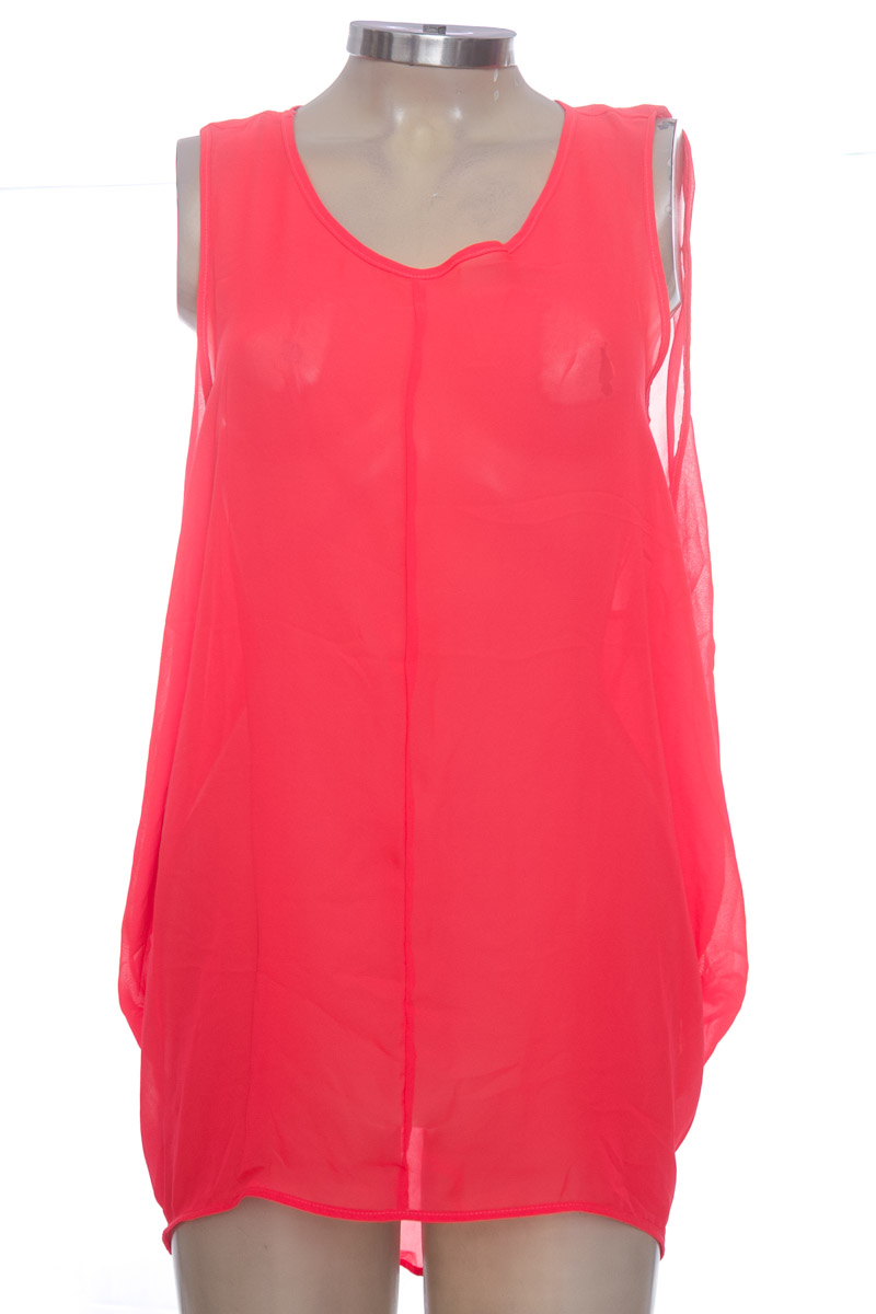 Blusa color Fucsia - Arkitect