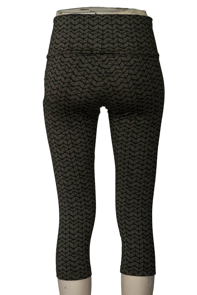 Ropa Deportiva / Salida de Baño color Verde - Gef