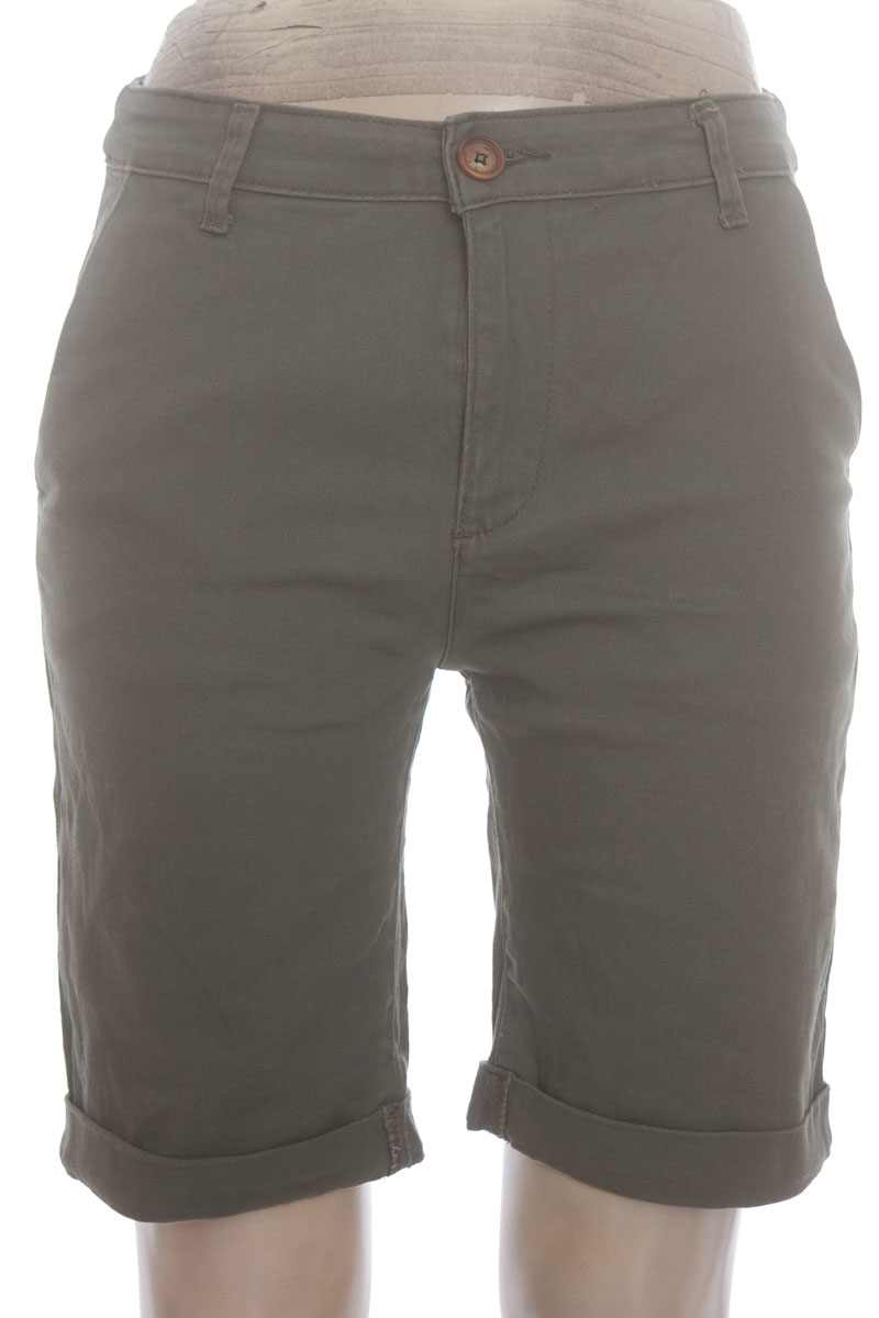 Bermuda - Pantaloneta color Verde - Weekend