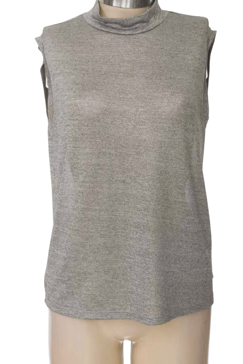 Top / Camiseta color Gris - Chevignon
