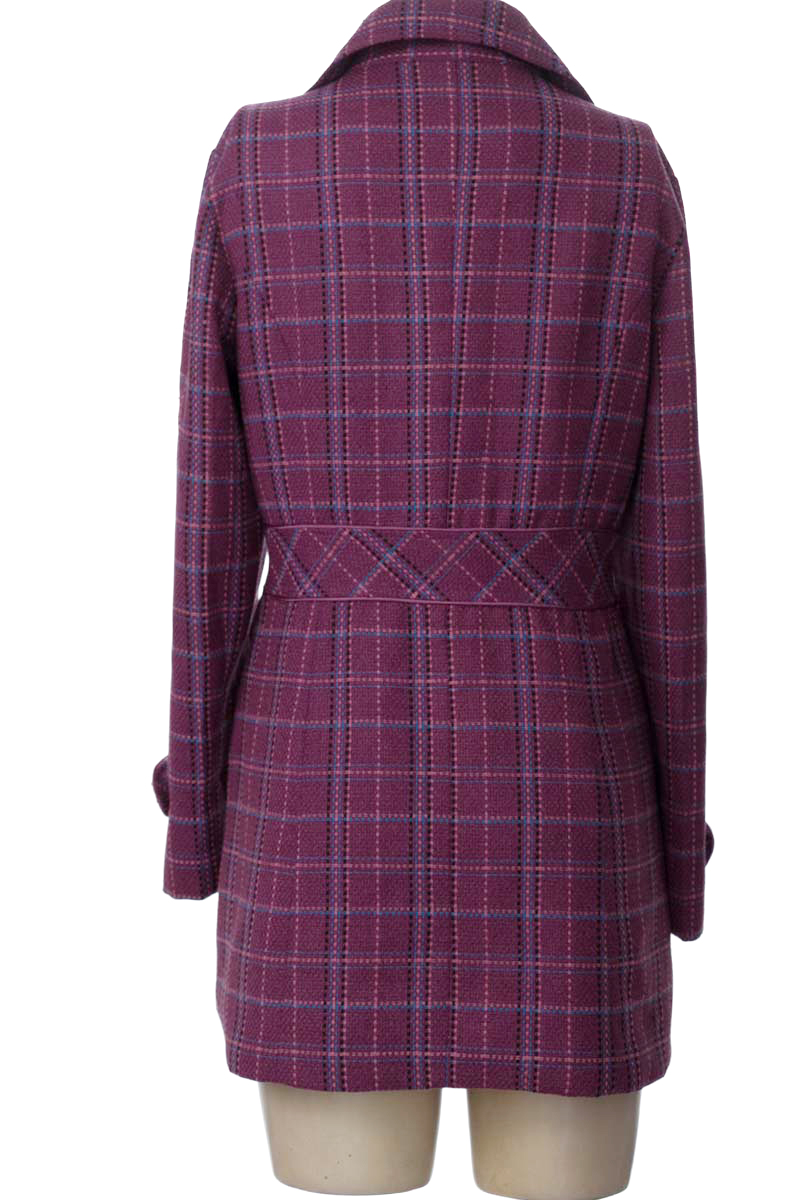 Chaqueta / Abrigo color Lila - Closeando