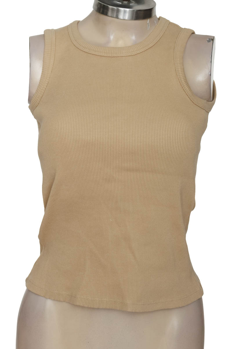 Top / Camiseta color Beige - Closeando