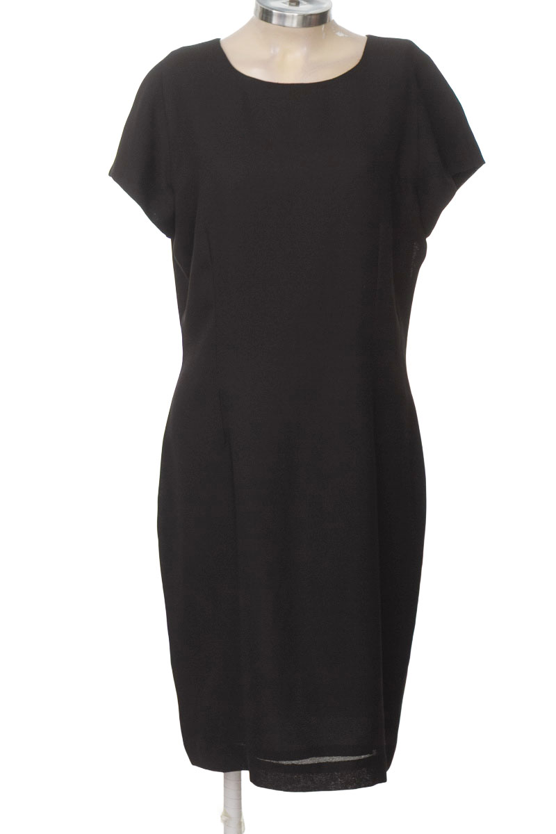 Vestido / Enterizo color Negro - Maggy London