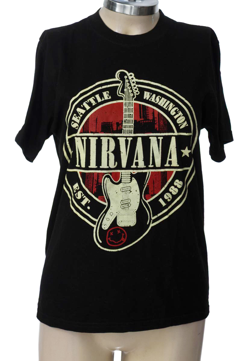 Top / Camiseta color Negro - Closeando