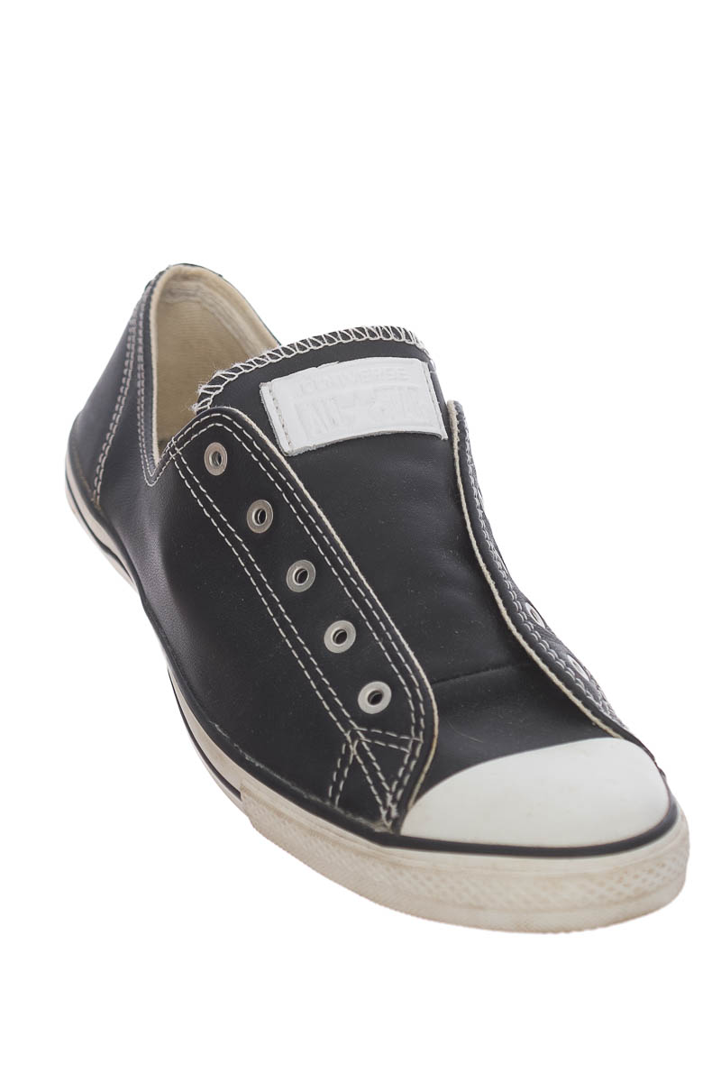 zapatos converse color negro