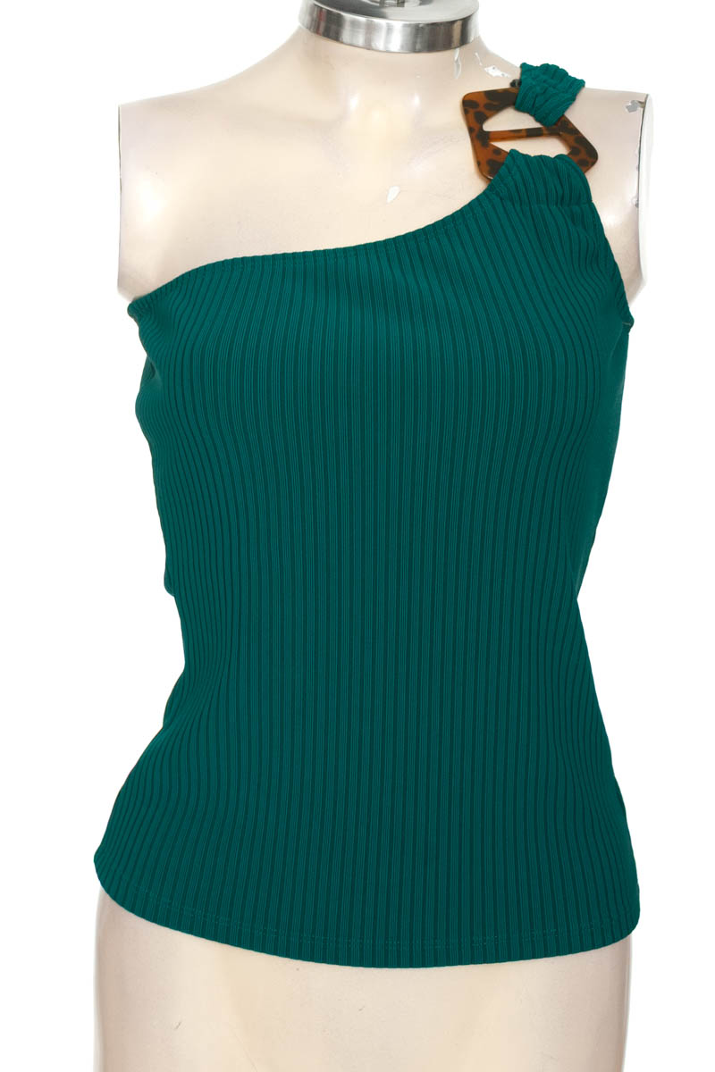 Top / Camiseta color Verde - Studio F