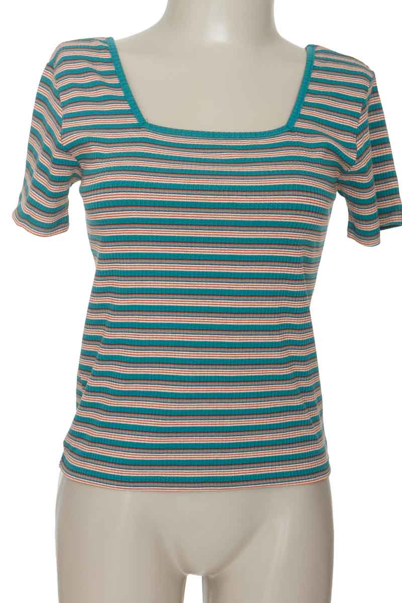 Top / Camiseta color Verde - Closeando