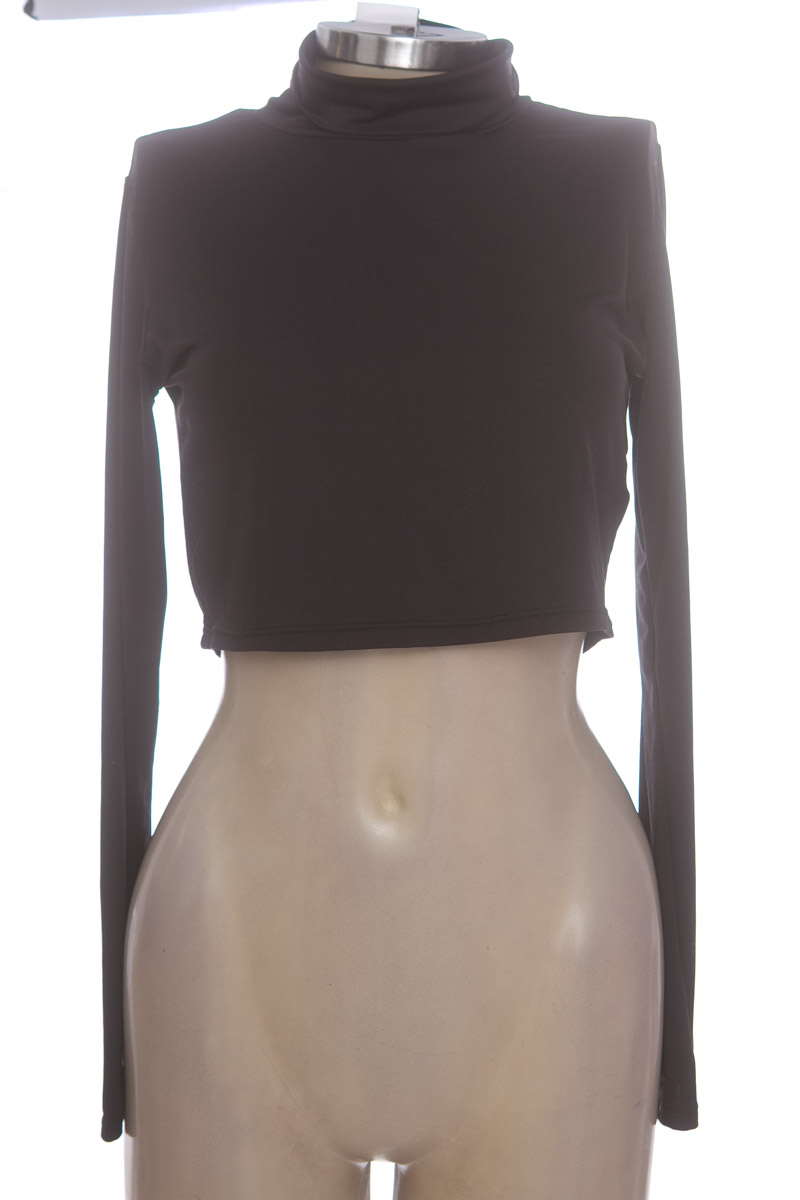 Top / Camiseta color Negro - Carmel
