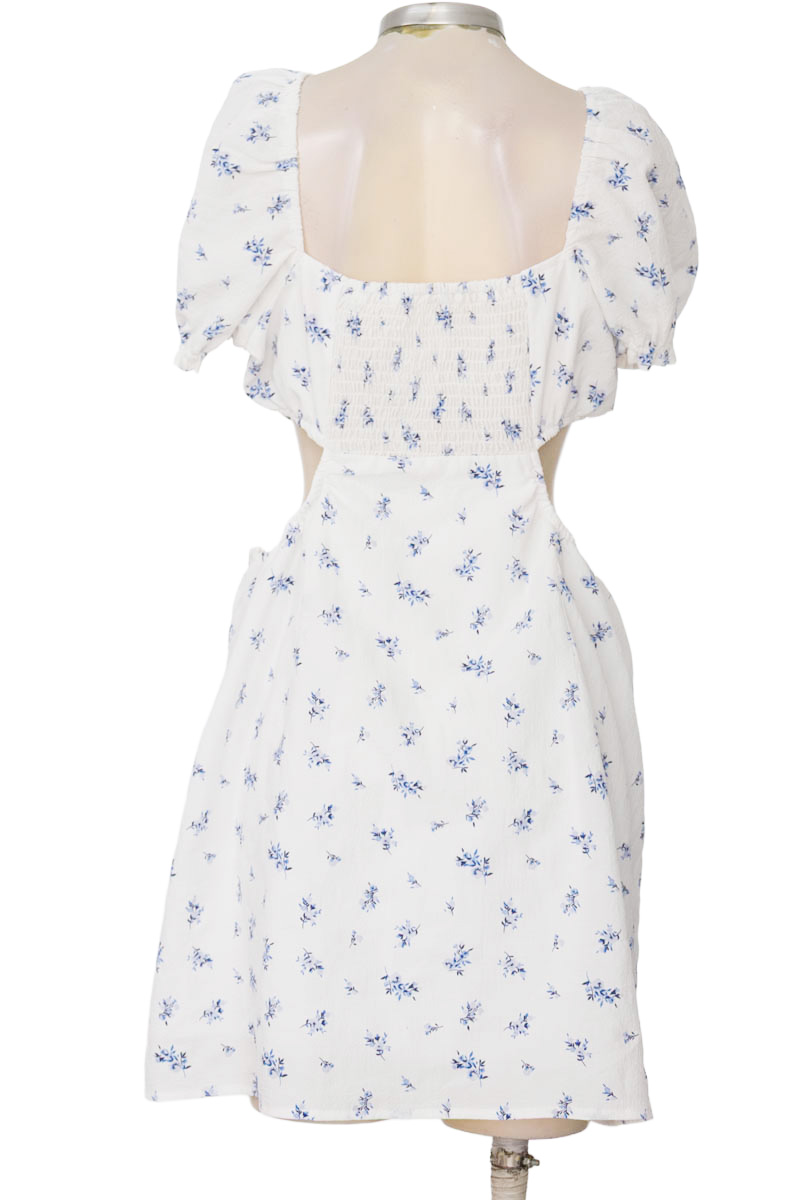 Vestido / Enterizo color Blanco - H&M