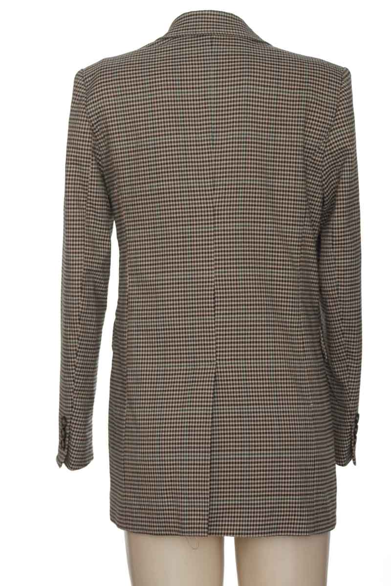 Chaqueta / Abrigo color Beige - Zara