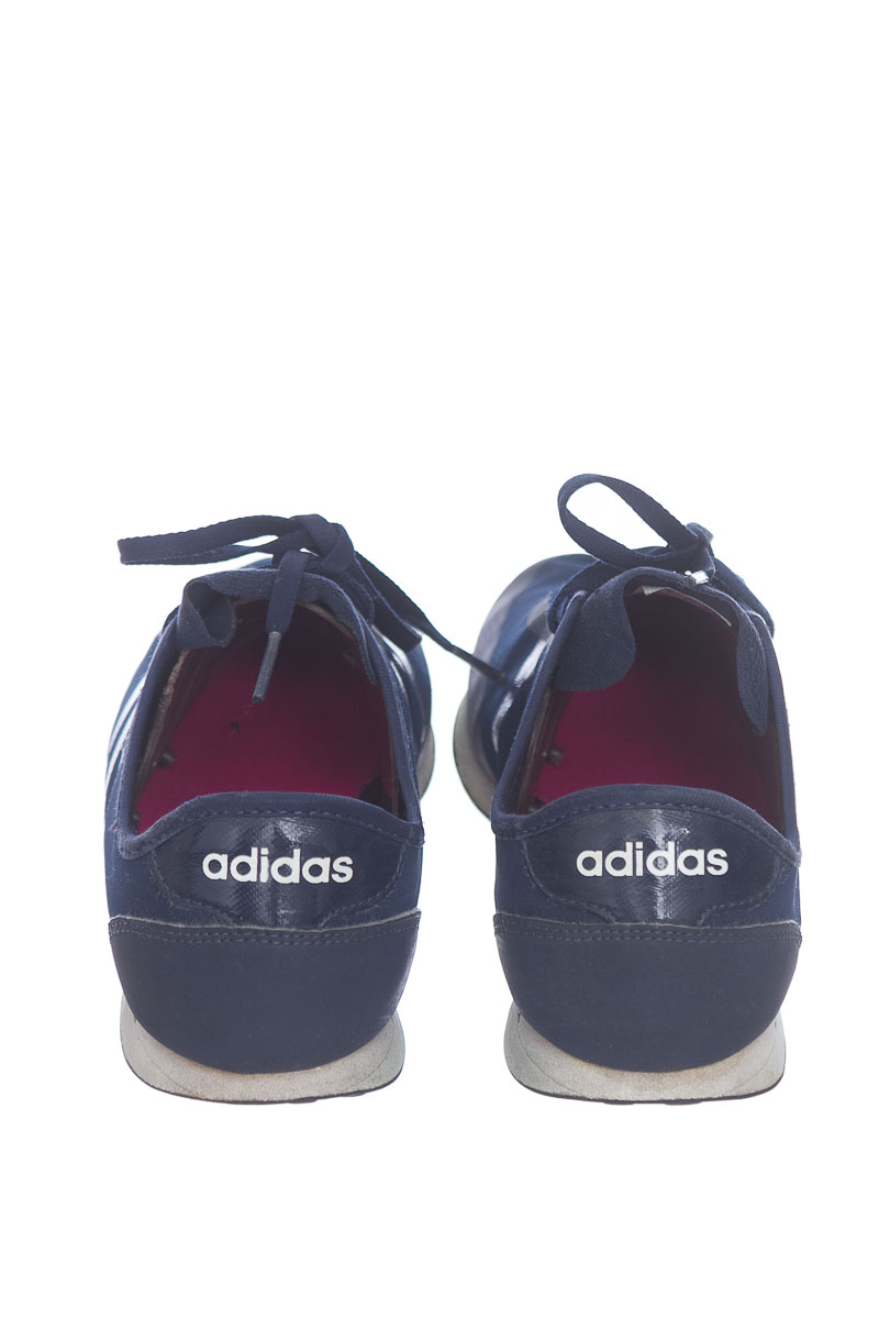 Zapatos color Azul - Adidas talla 7.5 de Segunda Mano | Closeando