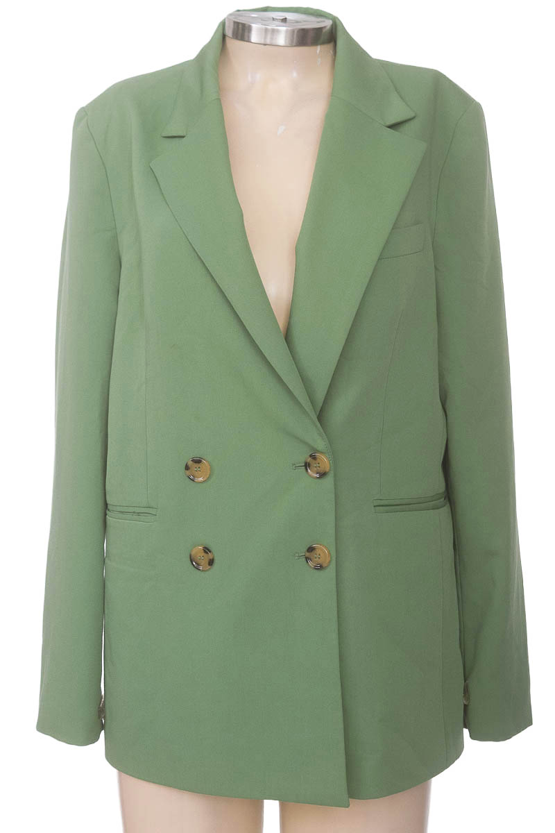 Chaqueta / Abrigo color Verde - MNG