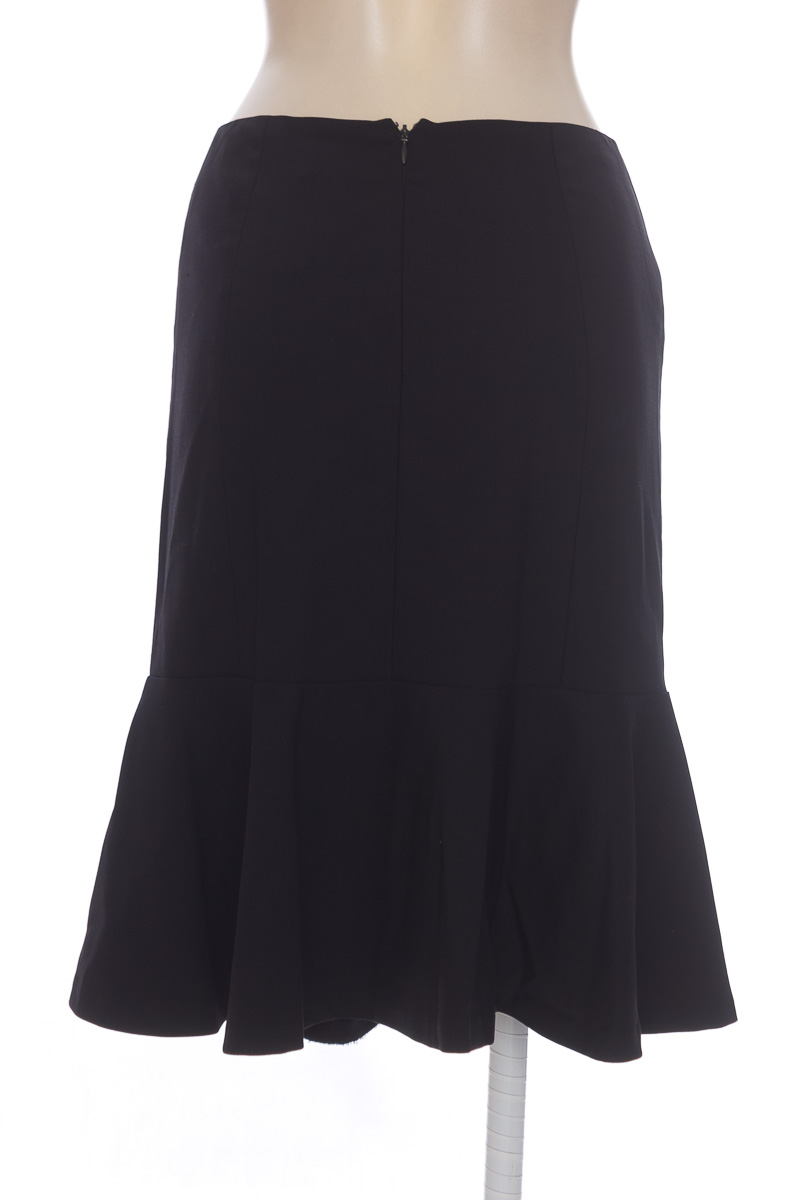 Crop top moulant noir à manches découpées et détail chaîne | FR