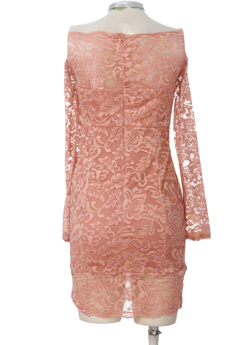 Vestido / Enterizo color Rosado - Nikibiki